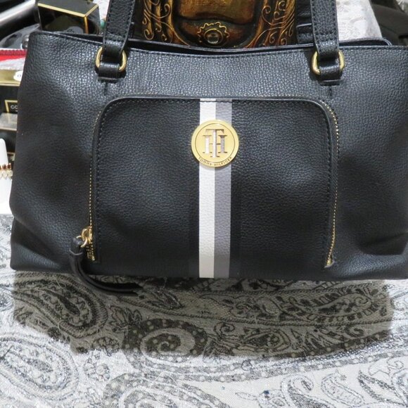 BOGO Tommy Hilfiger TH Logo Pebbled Leather Satchel built in wallet - Picture 1 of 16